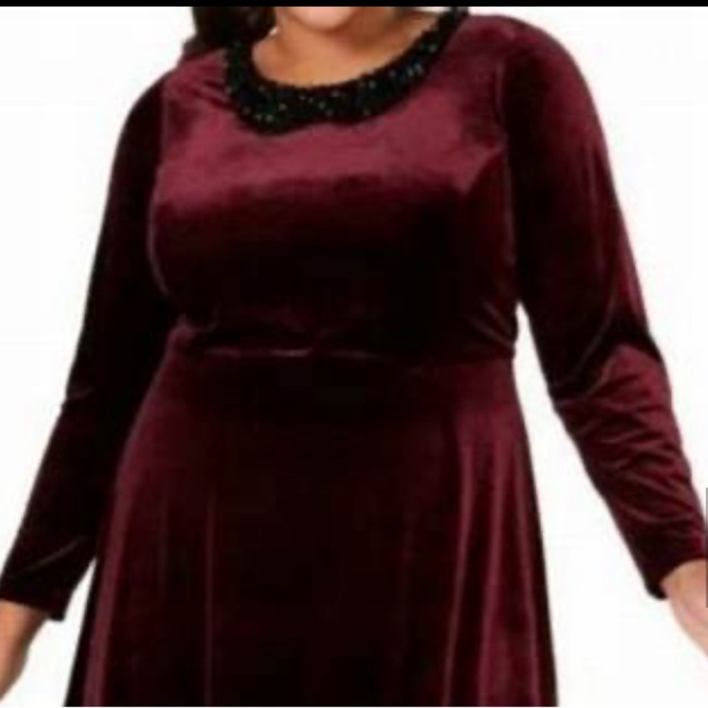 V- #BJ300- NWT - Betsey Johnson Velvet Wine Colored Dress with Beaded Collar-20W